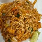 Best Tofu Pad Thai in Denver, CO